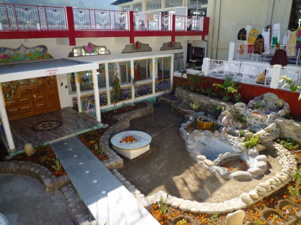 Building the new satsang hall