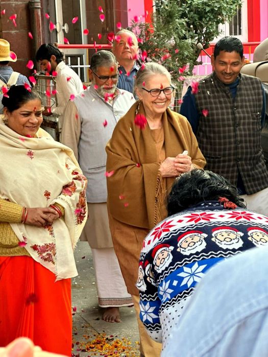 Shri ShantiMayi arrives at Sacha Dham 2024